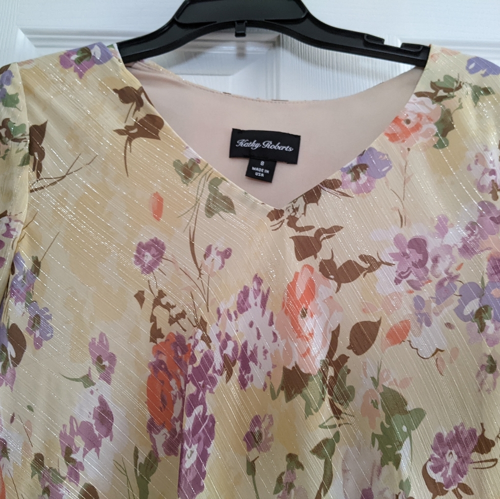 Kathy Roberts ivory floral dress below the knee size 8